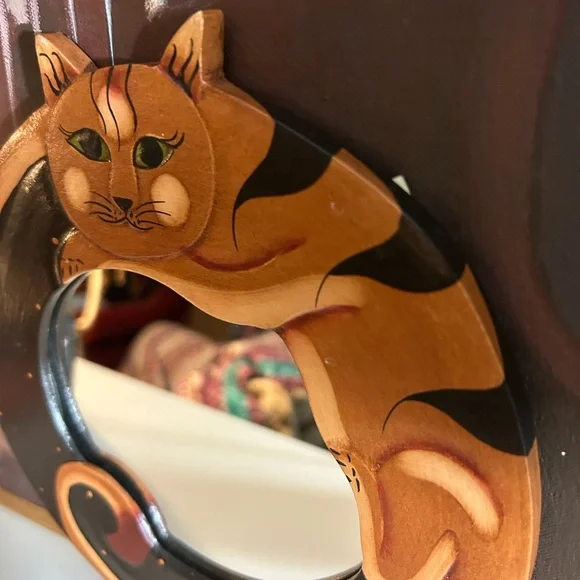Handcrafted 8" Cat Design Decorative Wall Mirror Indonesia - Picture 7 of 14